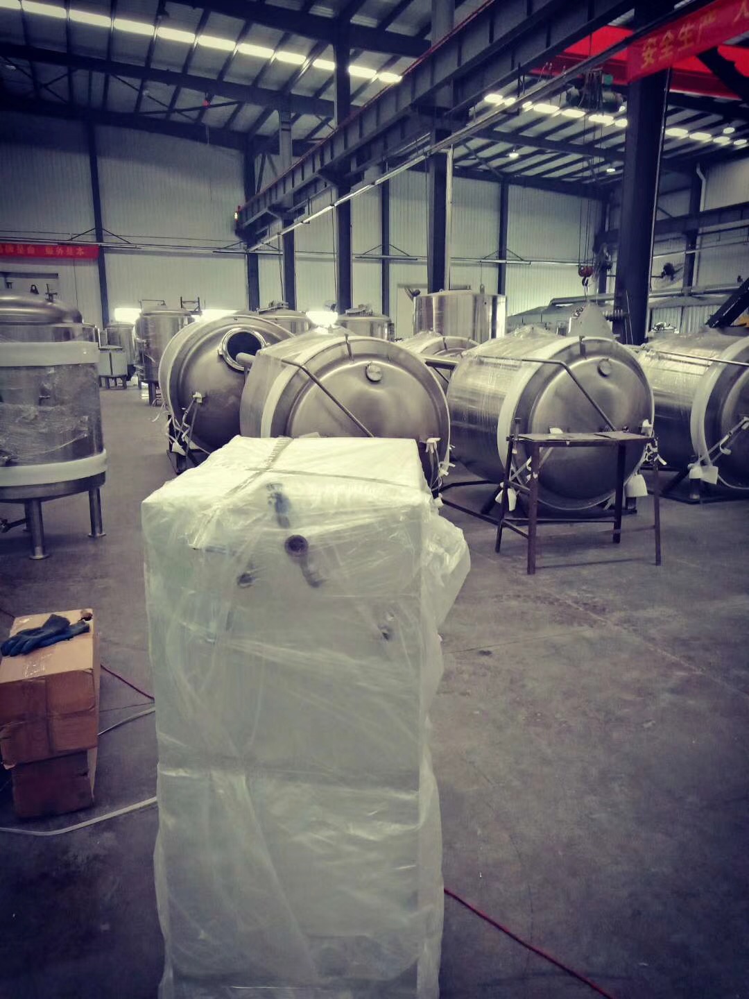 啤酒發(fā)酵罐 啤酒發(fā)酵罐