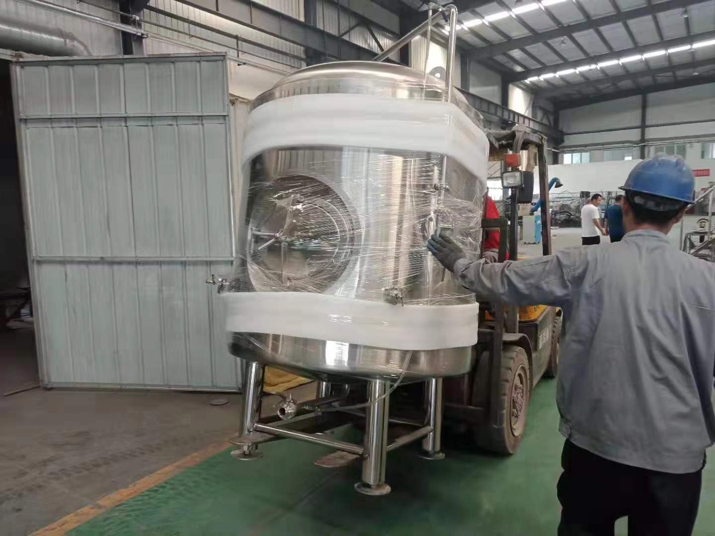 濟南豪魯精釀啤酒發(fā)貨