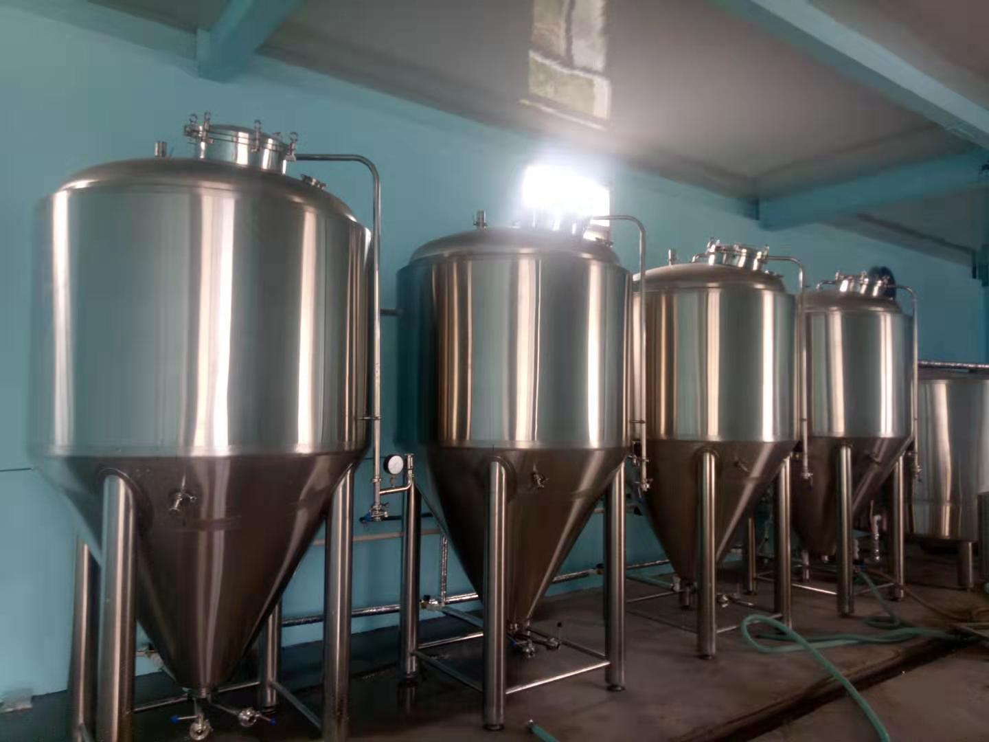 精釀啤酒廠設備--山東豪魯 精釀啤酒廠設備--山東豪魯